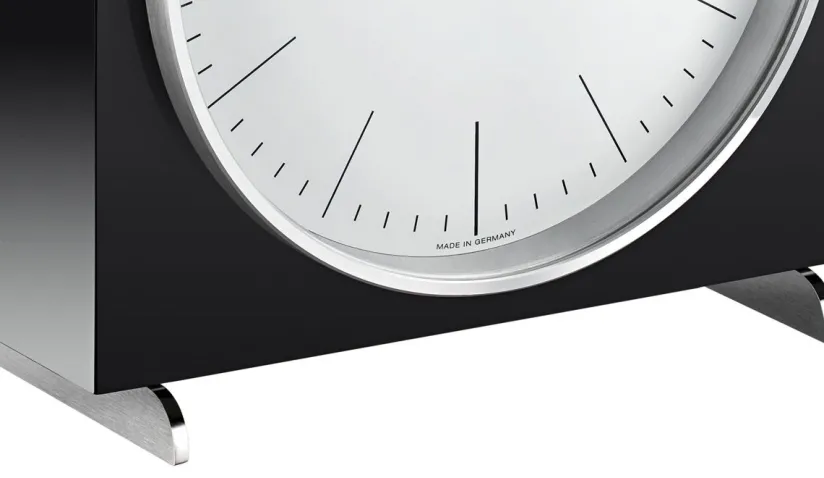 Store Junghans Max Bill Tischuhr
